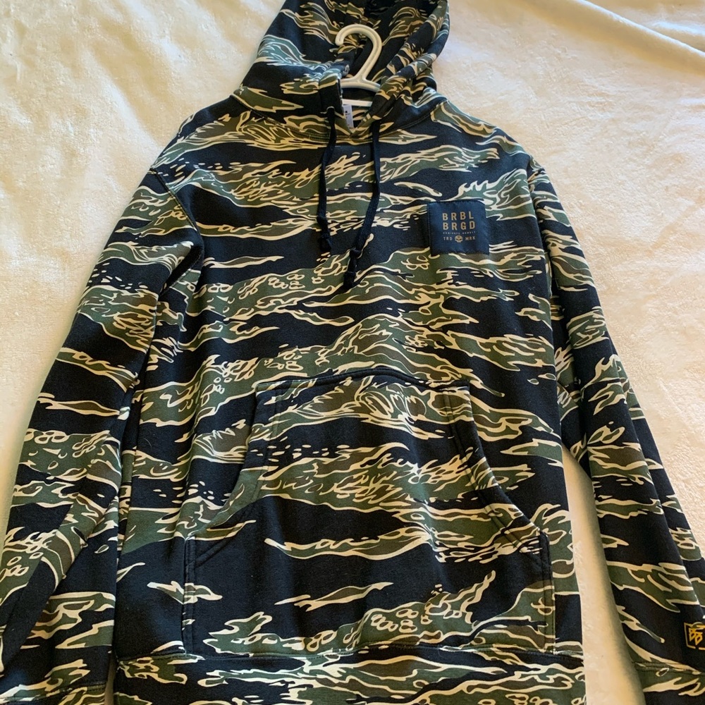 NWOT Barbell Brigade Camo Sweatshirt